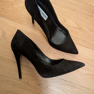 Steve Madden Sleek Black Heels